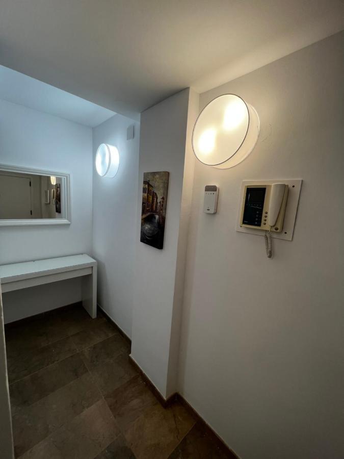 Apartamento A 3 Minutos De La Playa 萨洛 外观 照片