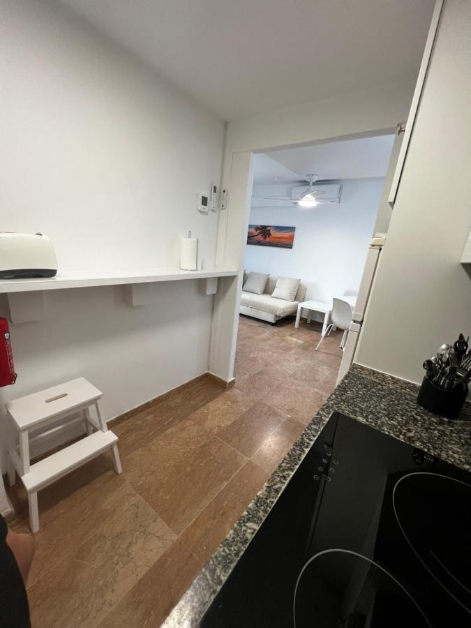 Apartamento A 3 Minutos De La Playa 萨洛 外观 照片