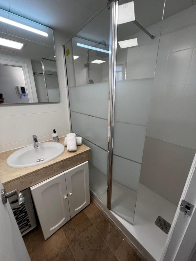 Apartamento A 3 Minutos De La Playa 萨洛 外观 照片