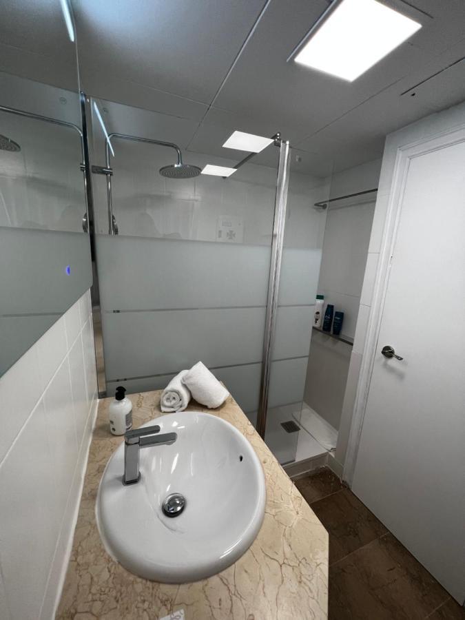 Apartamento A 3 Minutos De La Playa 萨洛 外观 照片