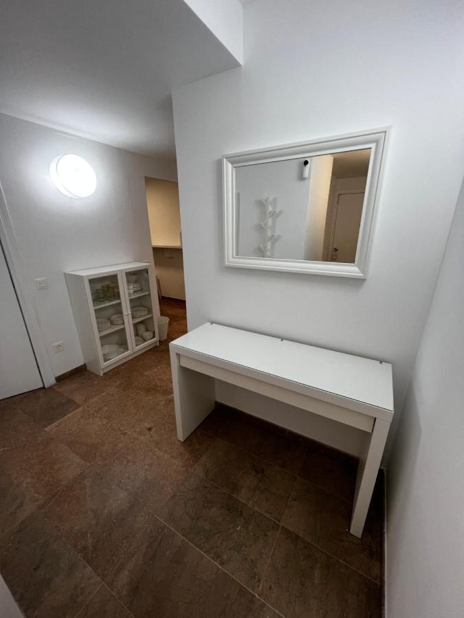 Apartamento A 3 Minutos De La Playa 萨洛 外观 照片